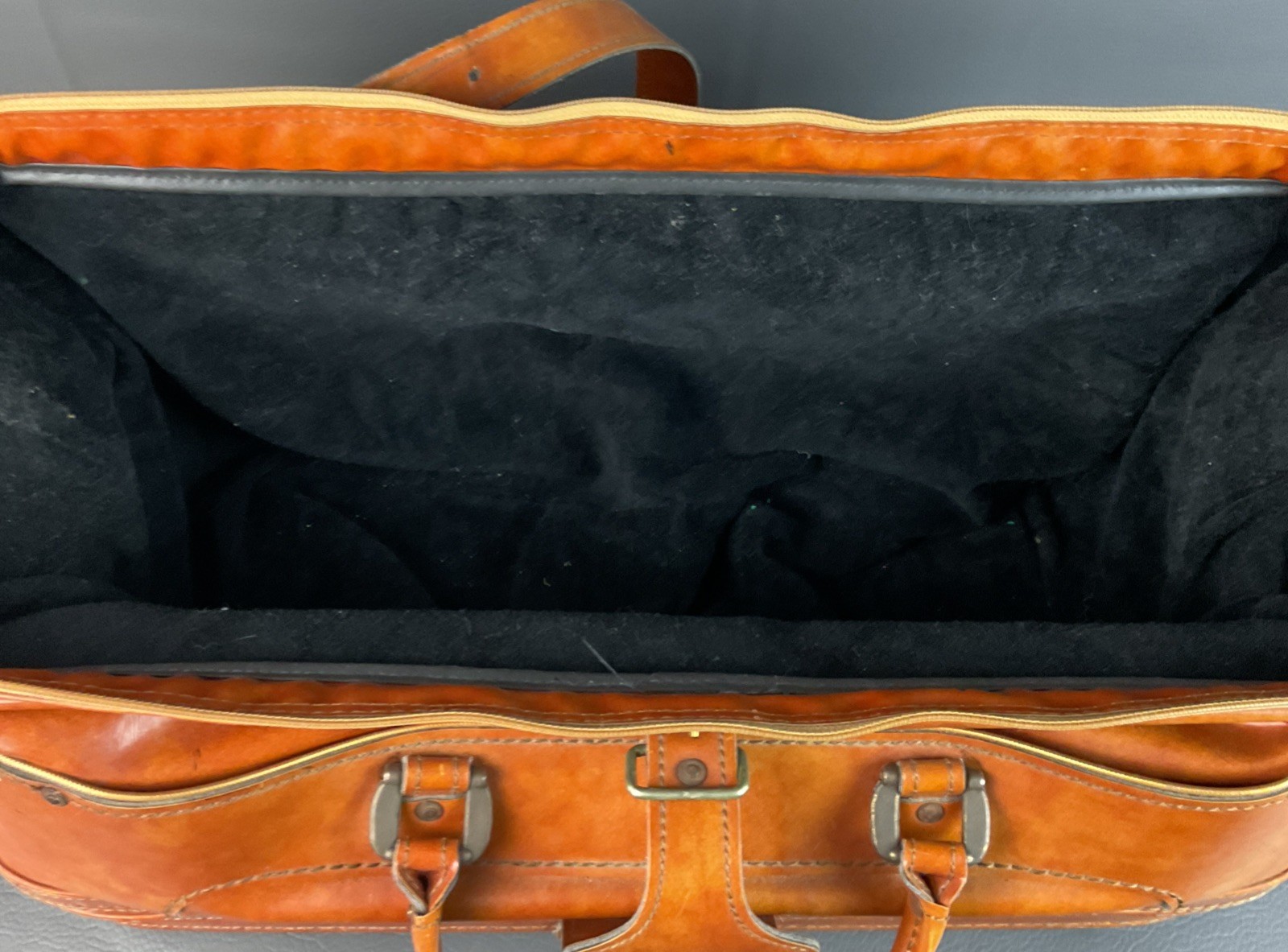 RARE Brown Leather Locking Burton Duffle Divided Bag Hard Bottom