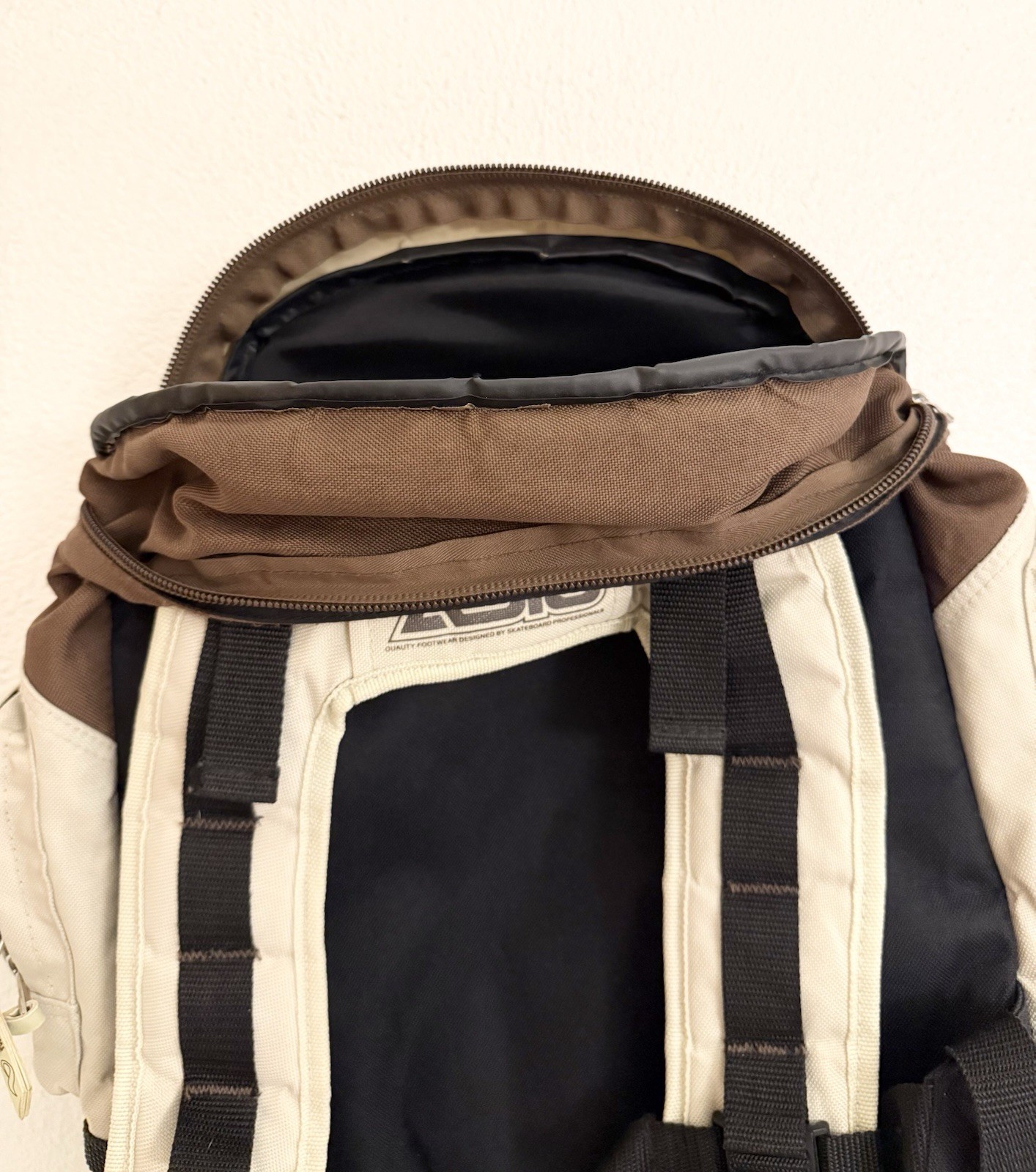 Vintage Adio Skateboarding Backpack Tan/Brown