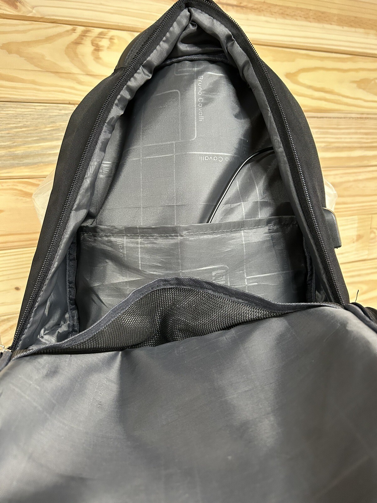 Bruno Cavalli Laptop Bag USB Charging Backpack, 15.6 Inch Laptop, Black