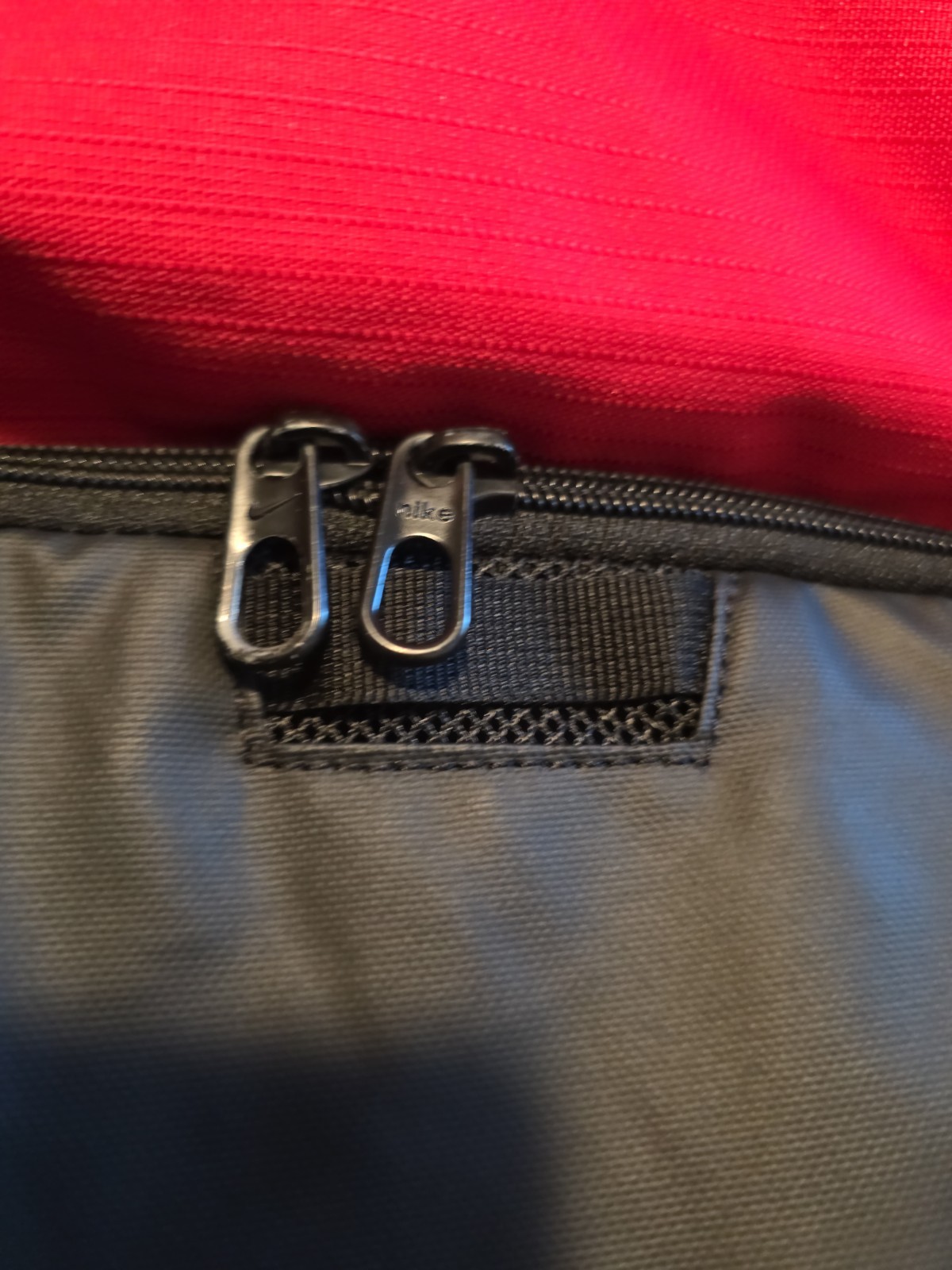 Nike Brasilia backpack Padded Straps & Adjustable, 4- Pockets Black & Red