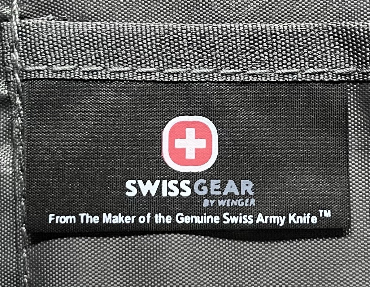 NWT Swiss Gear Mini Messenger Bag Black SA1805