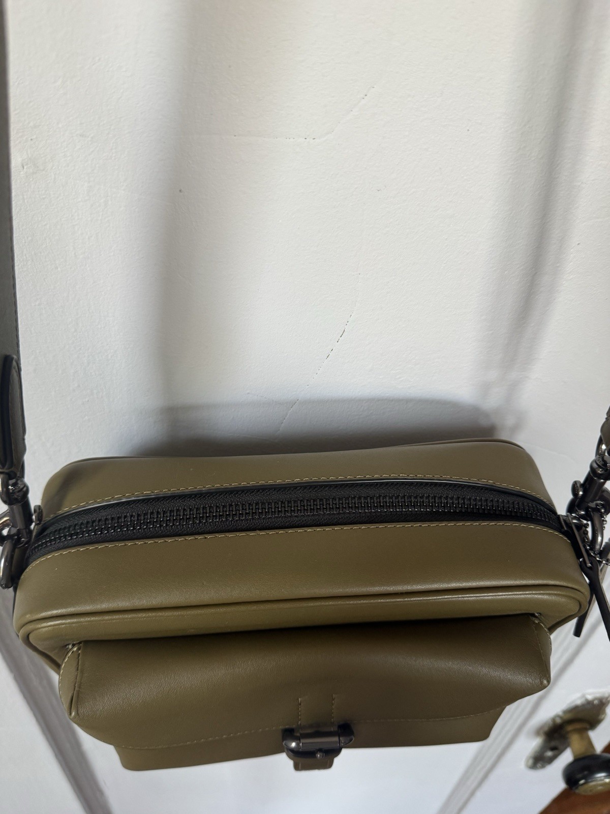 COACH MEN’S Warner Crossbody Bag Smooth grain leather NWOT