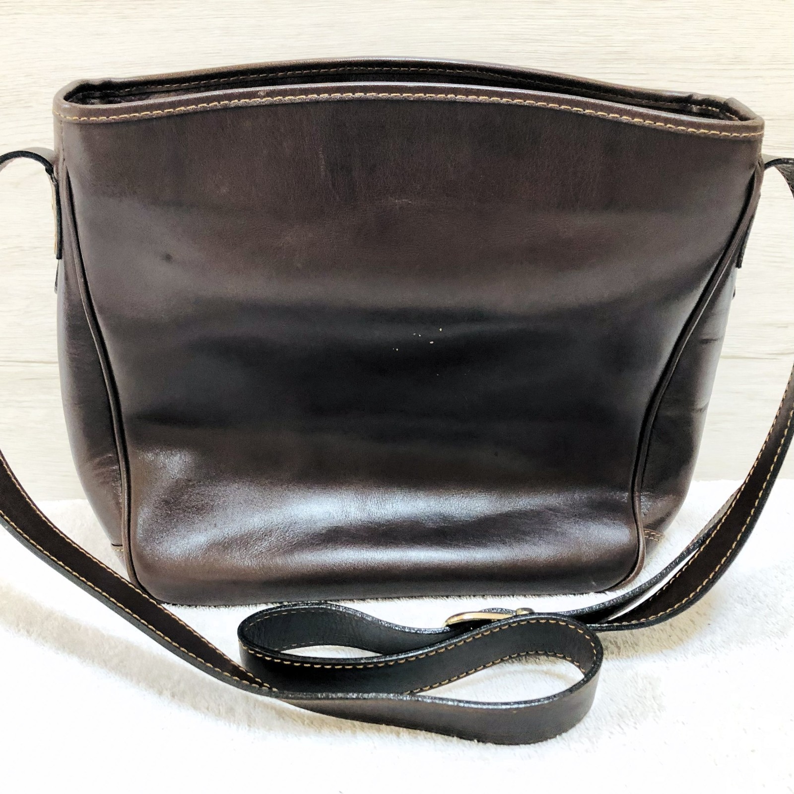 Guy Laroche Brown Leather Shoulder Bag Vintage Large Unisex
