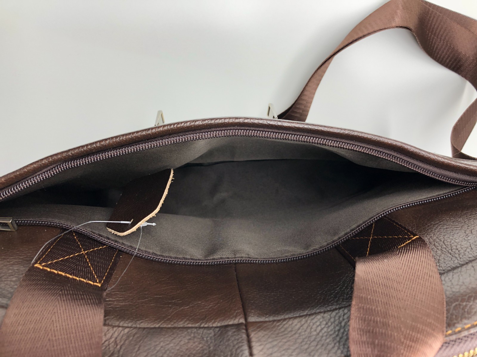 Zerimar Goche Leather Briefcase Laptop Bag Shoulder Strap Adjustable Spain NWOT