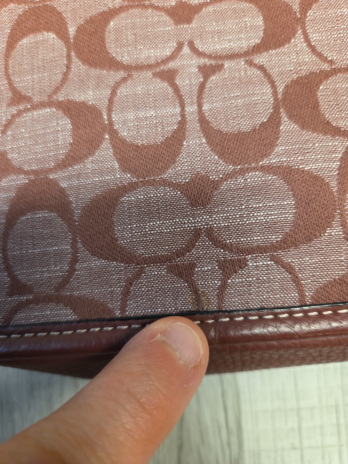 Coach SULLIVAN CG996 Signature Chambray & Leather Crossbody Bag In WINE