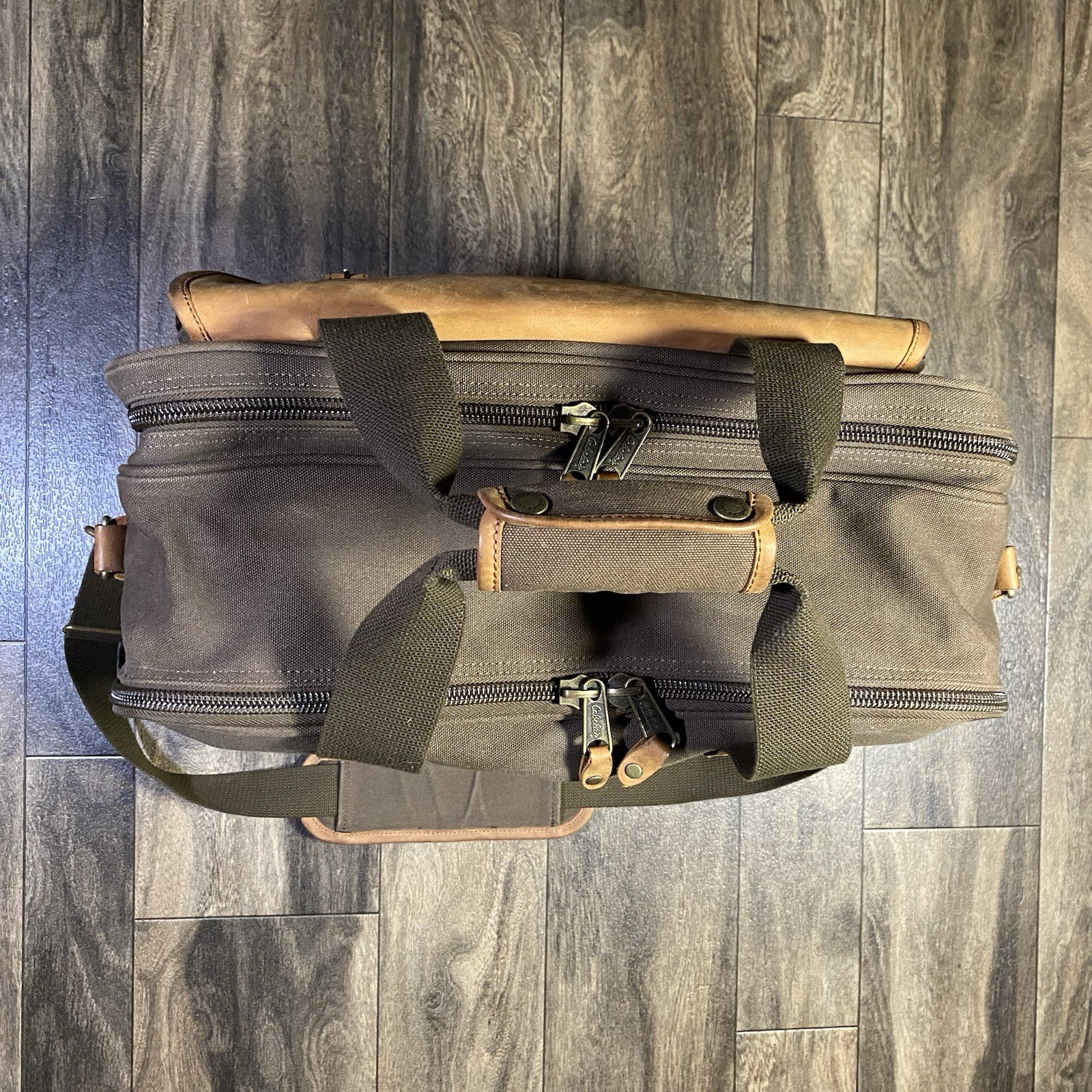 Cabela’s Canvas Leather Weekender Duffel Bag Large Hunting Fishing Travel EUC