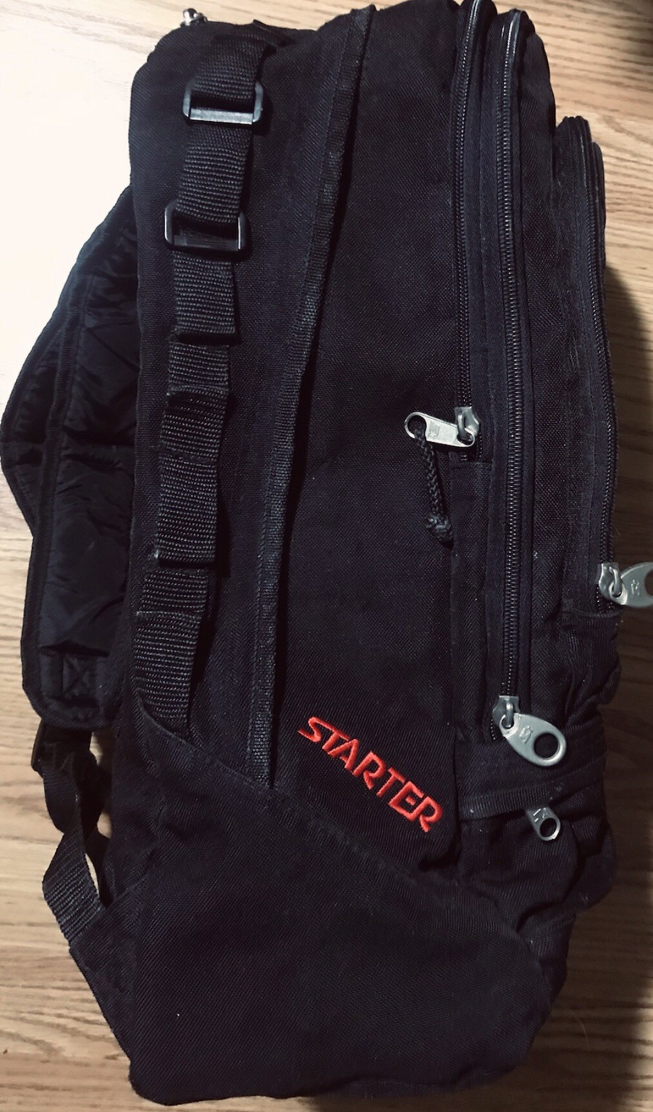 Vintage 90’s STARTER Black & Red Backpack Day Sack L Divided Padded Straps