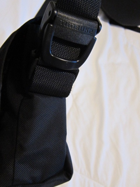 Timbuk2 XS CLASSIC MESSENGER BAG Water Resistant – Black