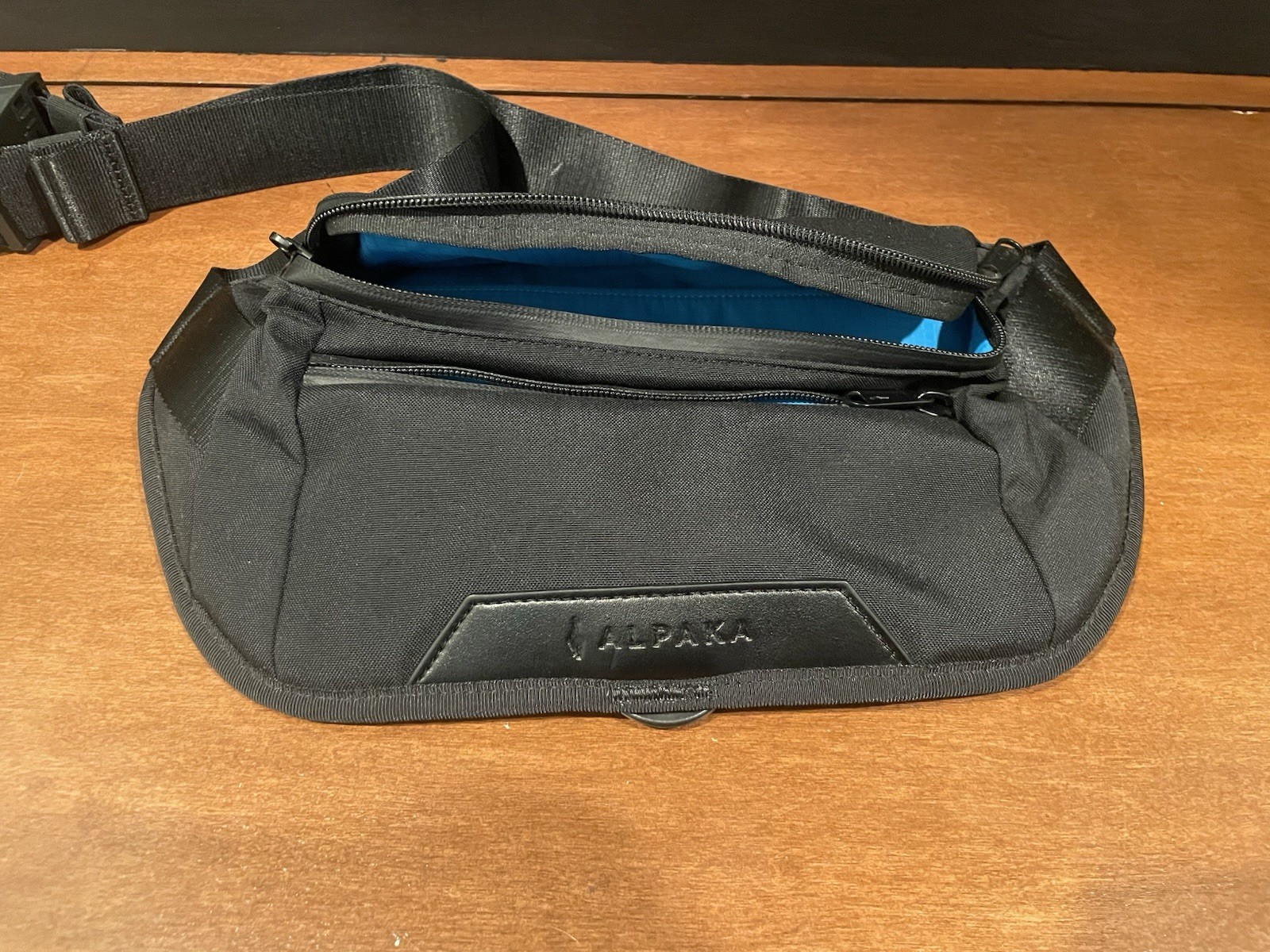 Alpaka Bravo Waist Pack Fanny Belt Bag Black NwOT