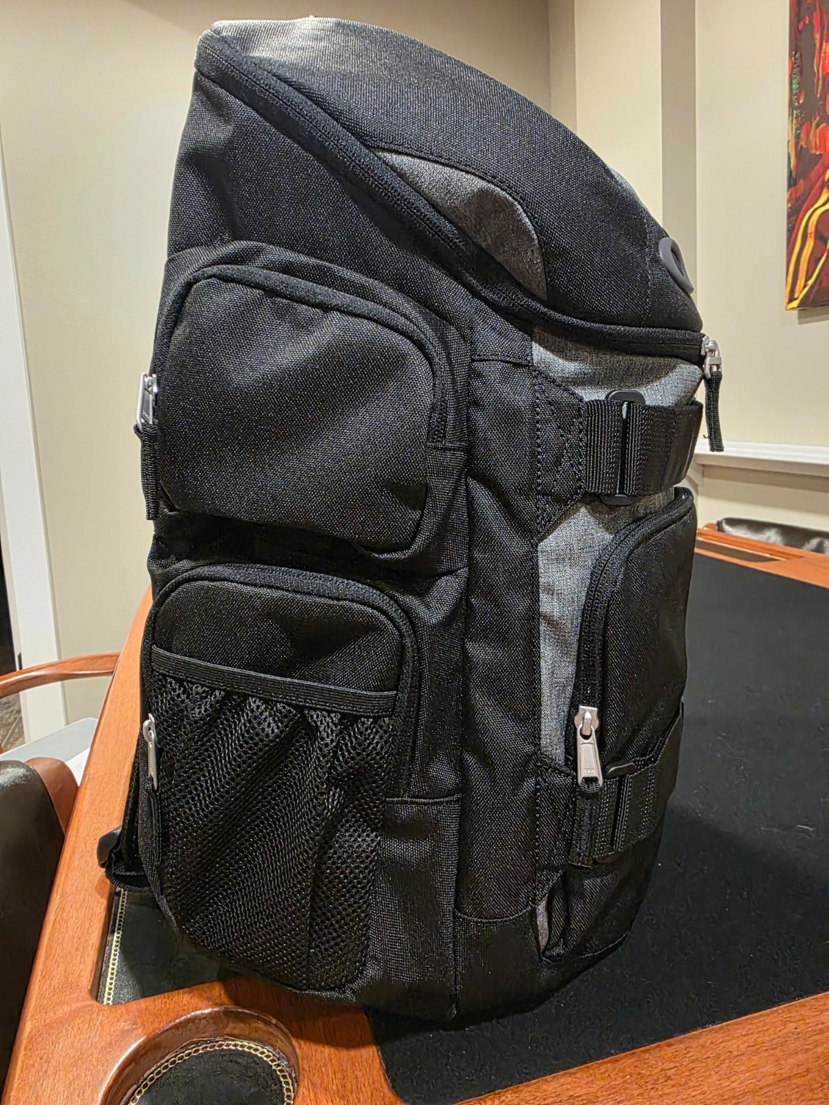 OAKLEY – Enduro 2.0 30L Backpack Laptop – School College Back Pack – Black