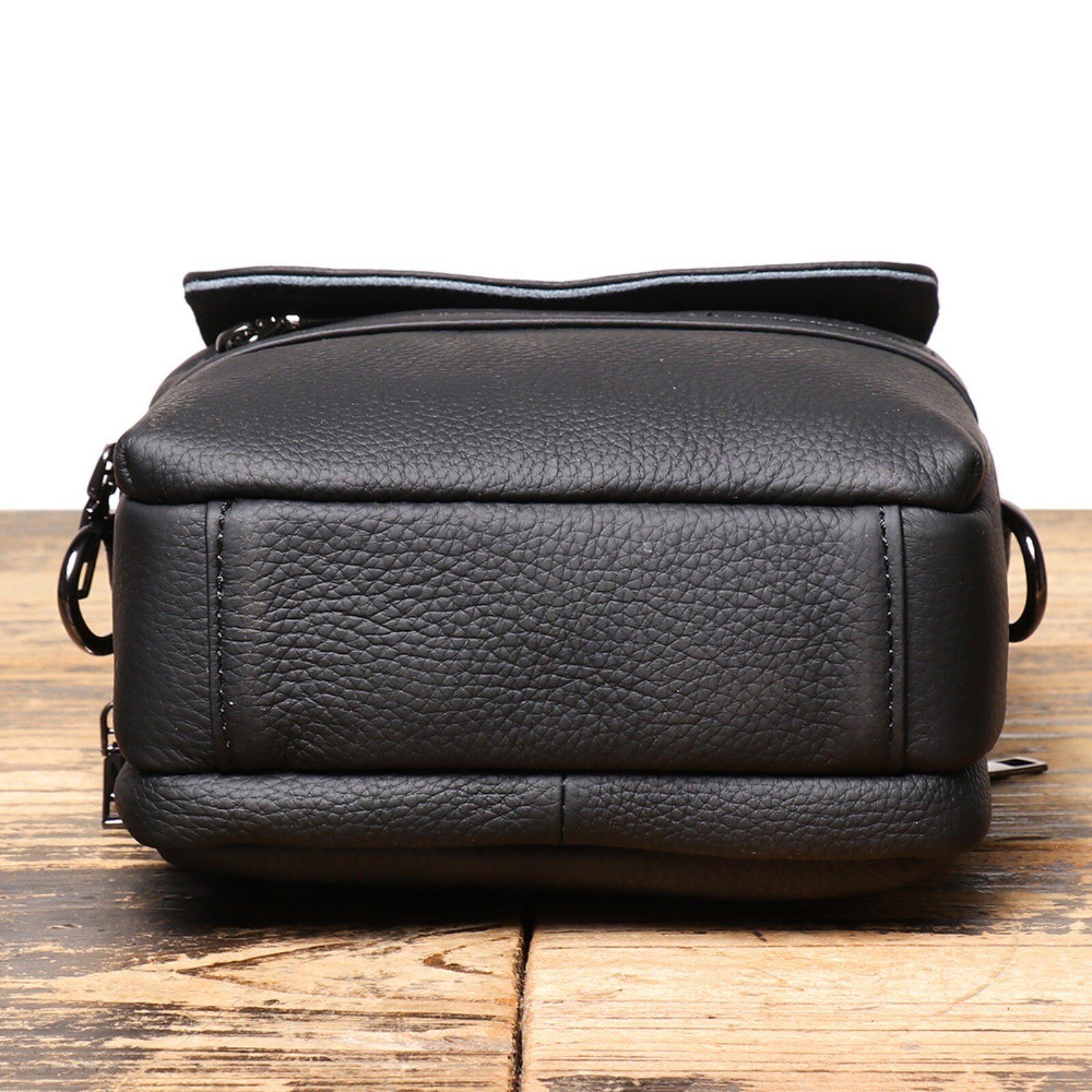 Men’s Small Leather Crossbody Bag Compact Travel Shoulder Bag Organizer