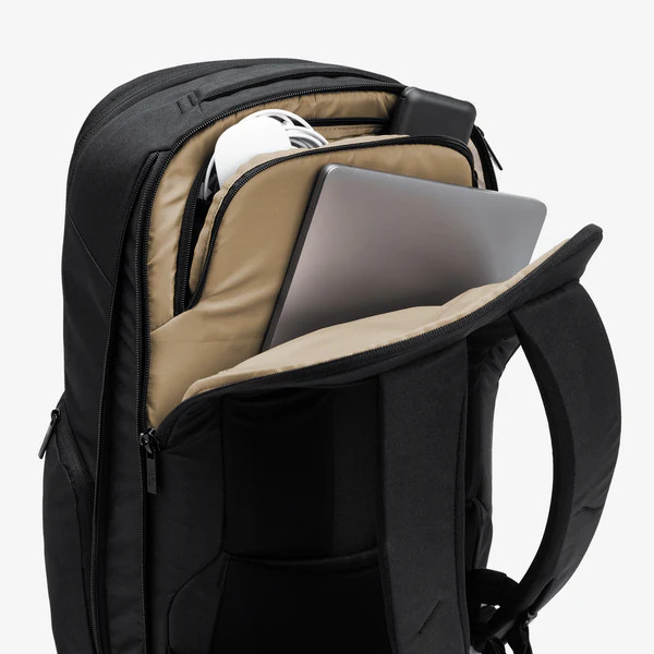 Halfday The Roamer Backpack 30L-35L Expandable