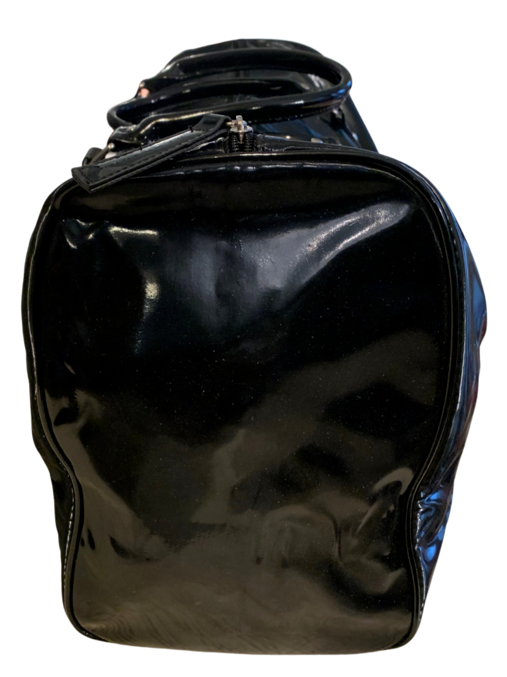 SEAN JOHN DUFFLE BAG WEEKENDER MAGNETIC BLACK ZIP CLOSURE DOUBLE HANDLE 20″X11″