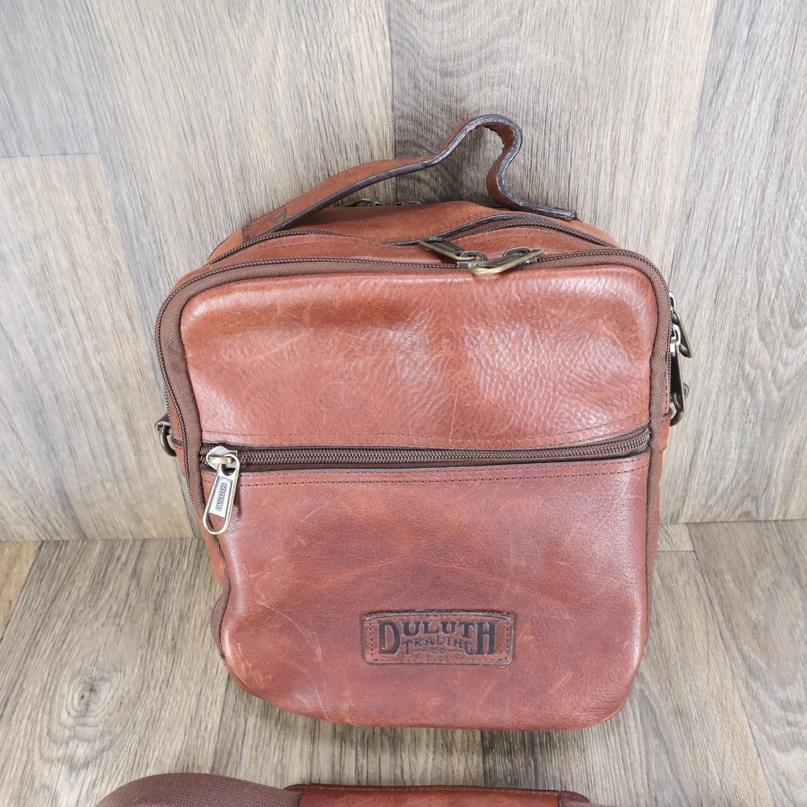 Duluth Trading Co Brown Leather Messenger Crossbody Bag Travel Utility Pouch