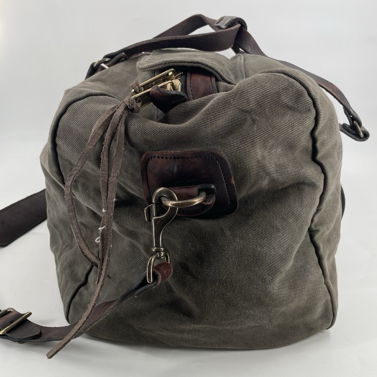 Filson Rugged Twill Duffle Bag in Otter Green – Old Size 25” – Bridle Leather