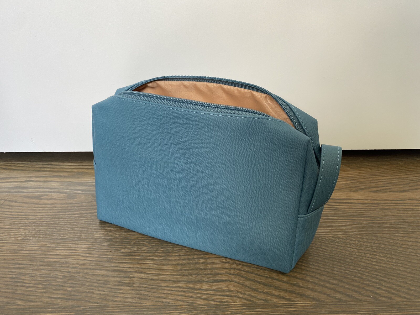 Bespoke Essentials Toiletry Makeup Bag Travel Cosmetic Case Blue Cream Medium