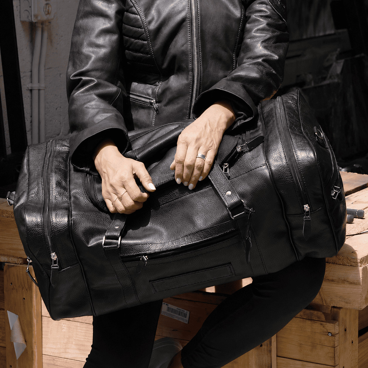 Ktactical USA Leather duffel travel bag