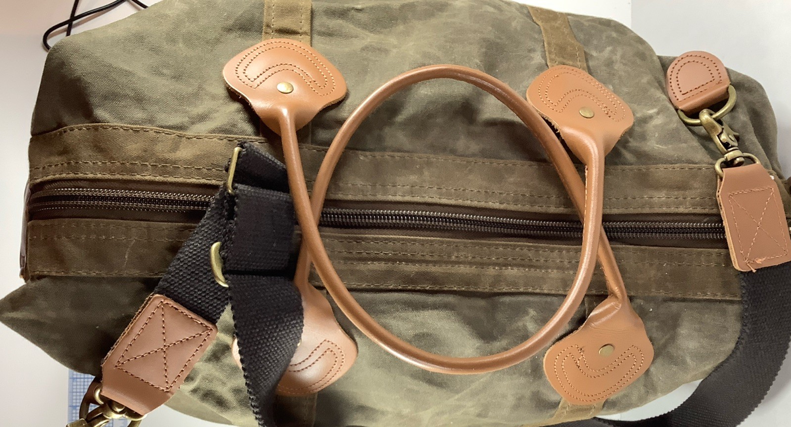 CB Station Waxed Canvas Duffle Bag Olive Green Leather Trim Travel 21”