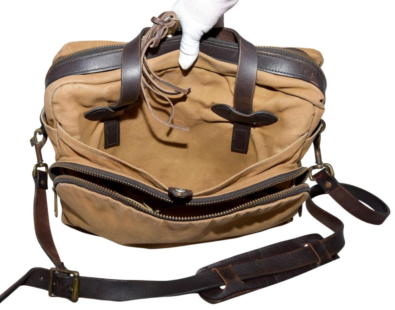 FILSON STYLE NO 258 RUGGED TWILL PADDED TAN COMPUTER BAG MESSENGER BAG OLD STOCK