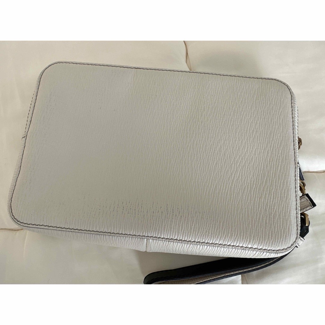 Ferragamo Men’s Business Second Clutch Bag White Leather Authentic 16×23.5x5cm
