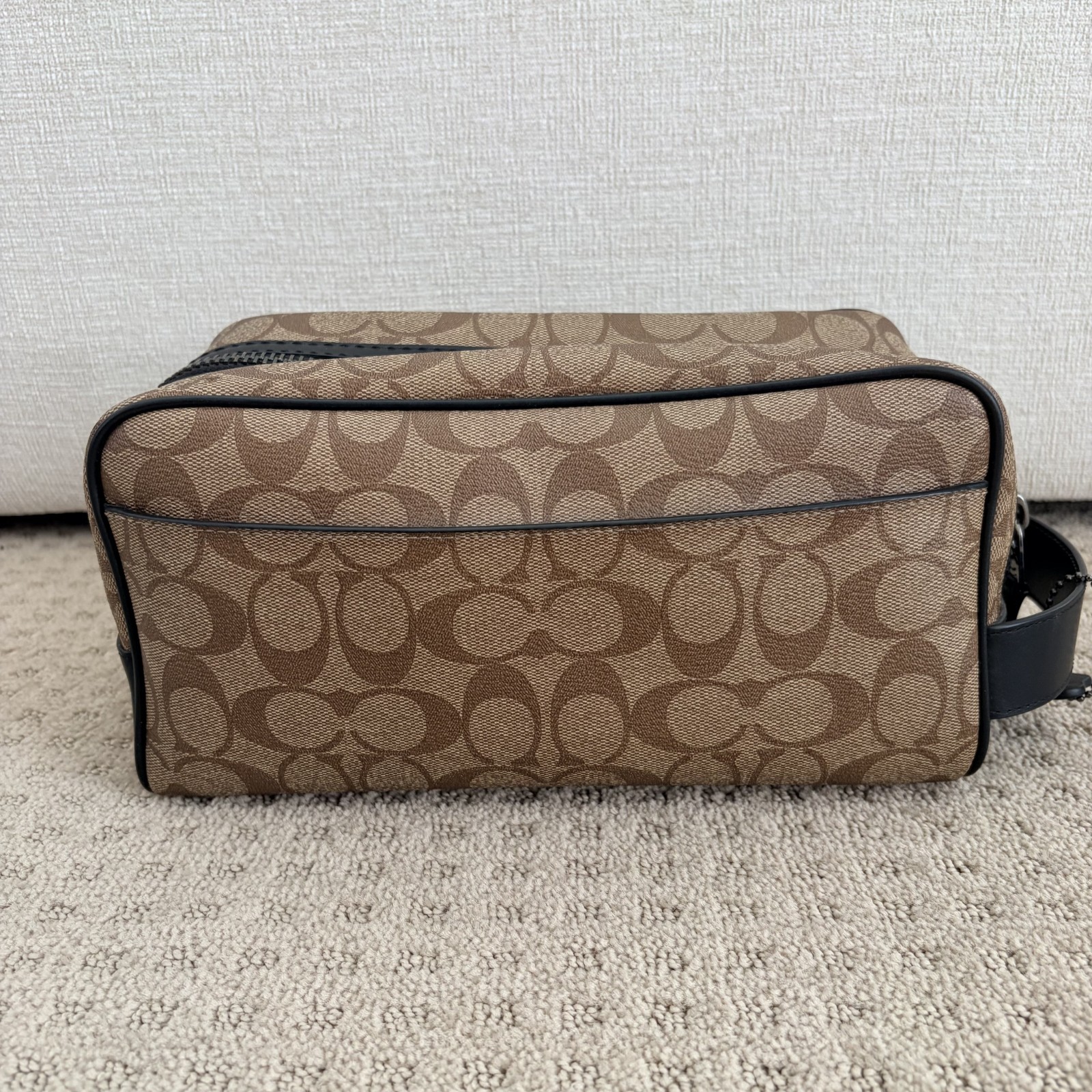 Coach Signature Logo Canvas Brown Black Large Travel Kit CAR19 NWOT $225