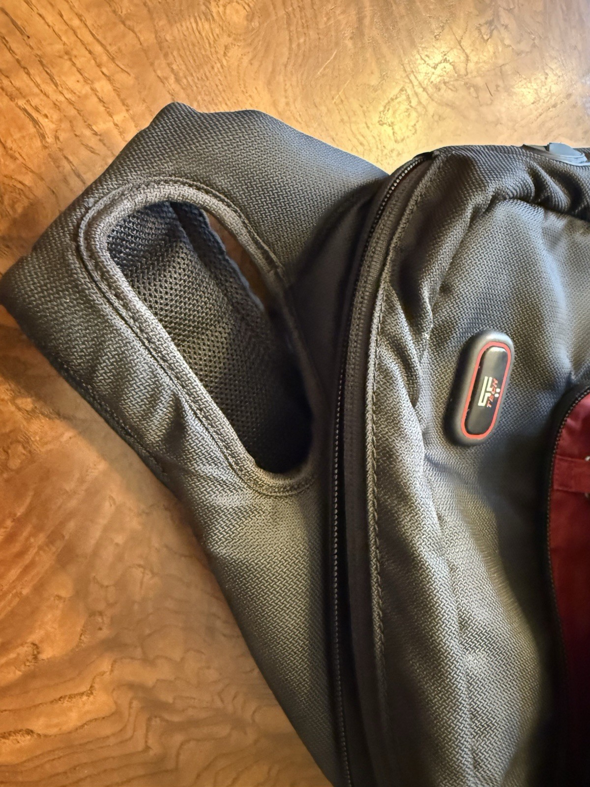 Tumi T-Tech University 5106D Black Convertible Backpack Sling Bag Zip Closure EU