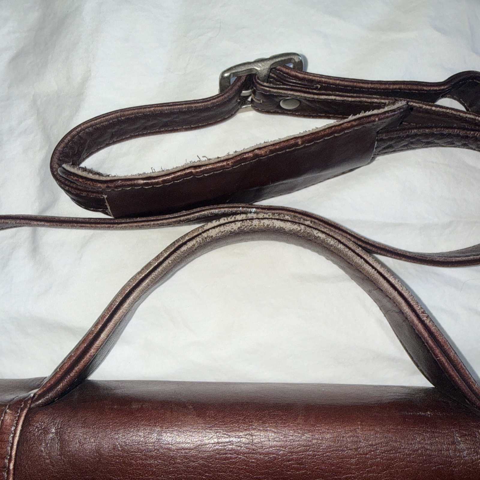 WORN Wilson’s Leather Laptop Bag Messenger Briefcase Adventure Bound Vintage