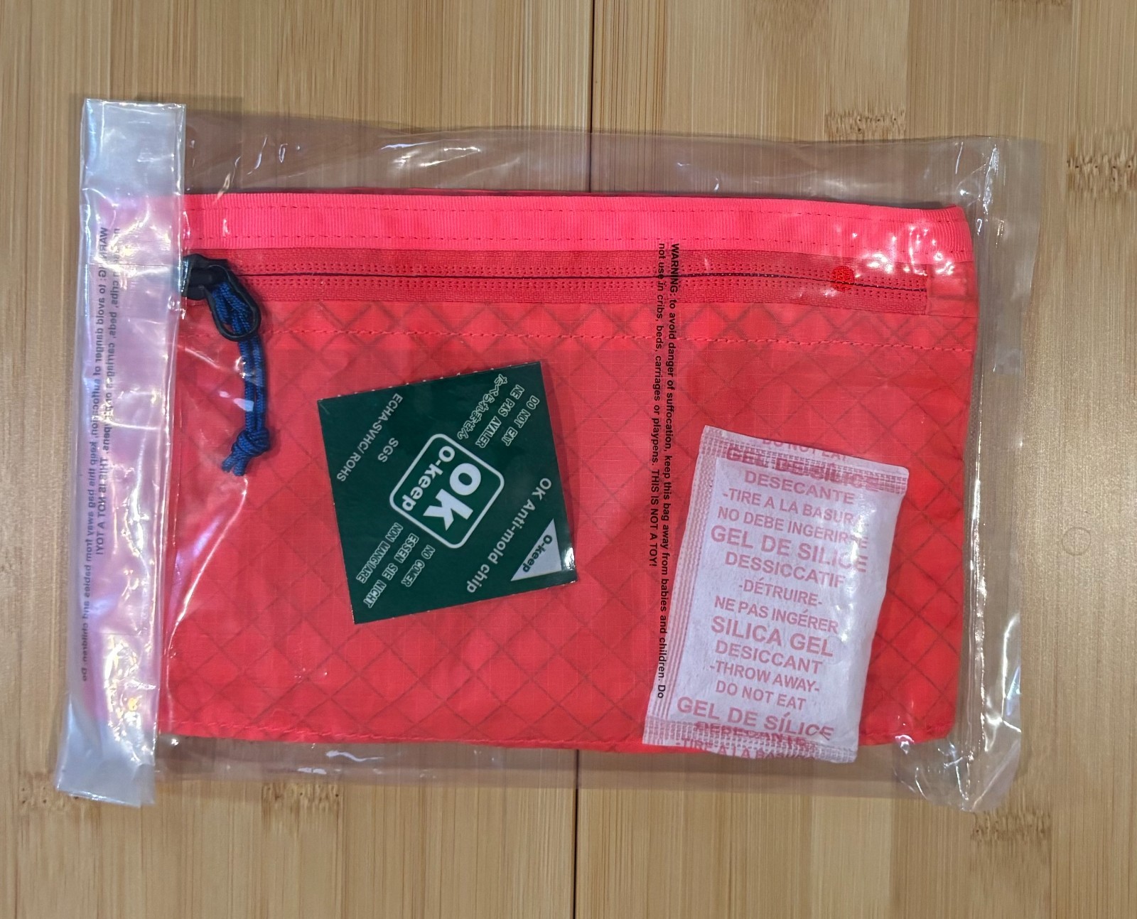 Evergoods x Carryology Civic Flat Pouch Kludde Edition Electric Coral