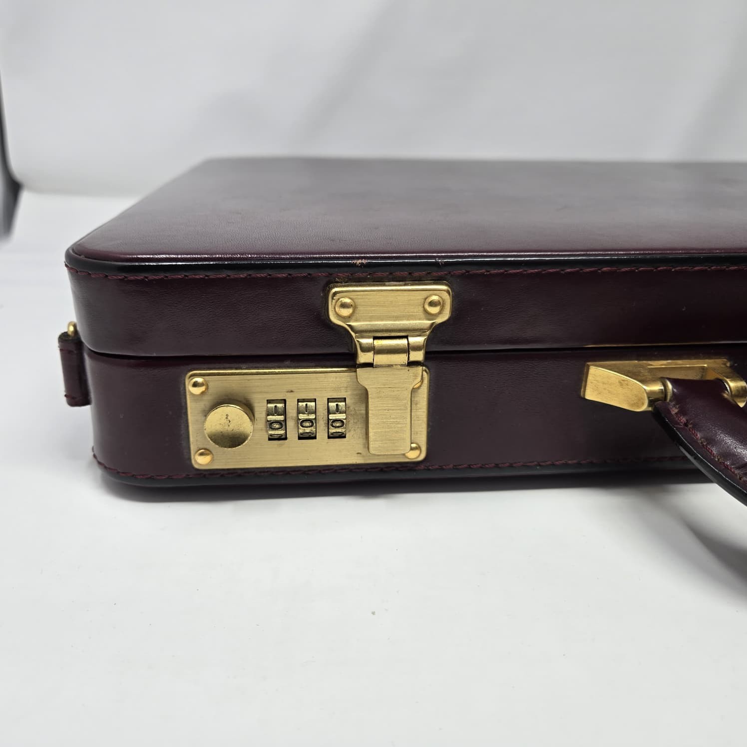 Vintage Mark Phillip Top Grain Leather Attache Burgundy Briefcase w/ Combo Locks