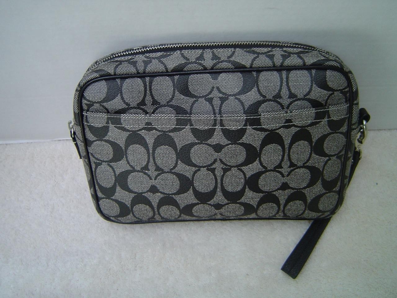 AUTHENTIC COACH MENS BLACK AND WHITE SIGNATURE STRIPE LARGE POUCH #77277 VGC