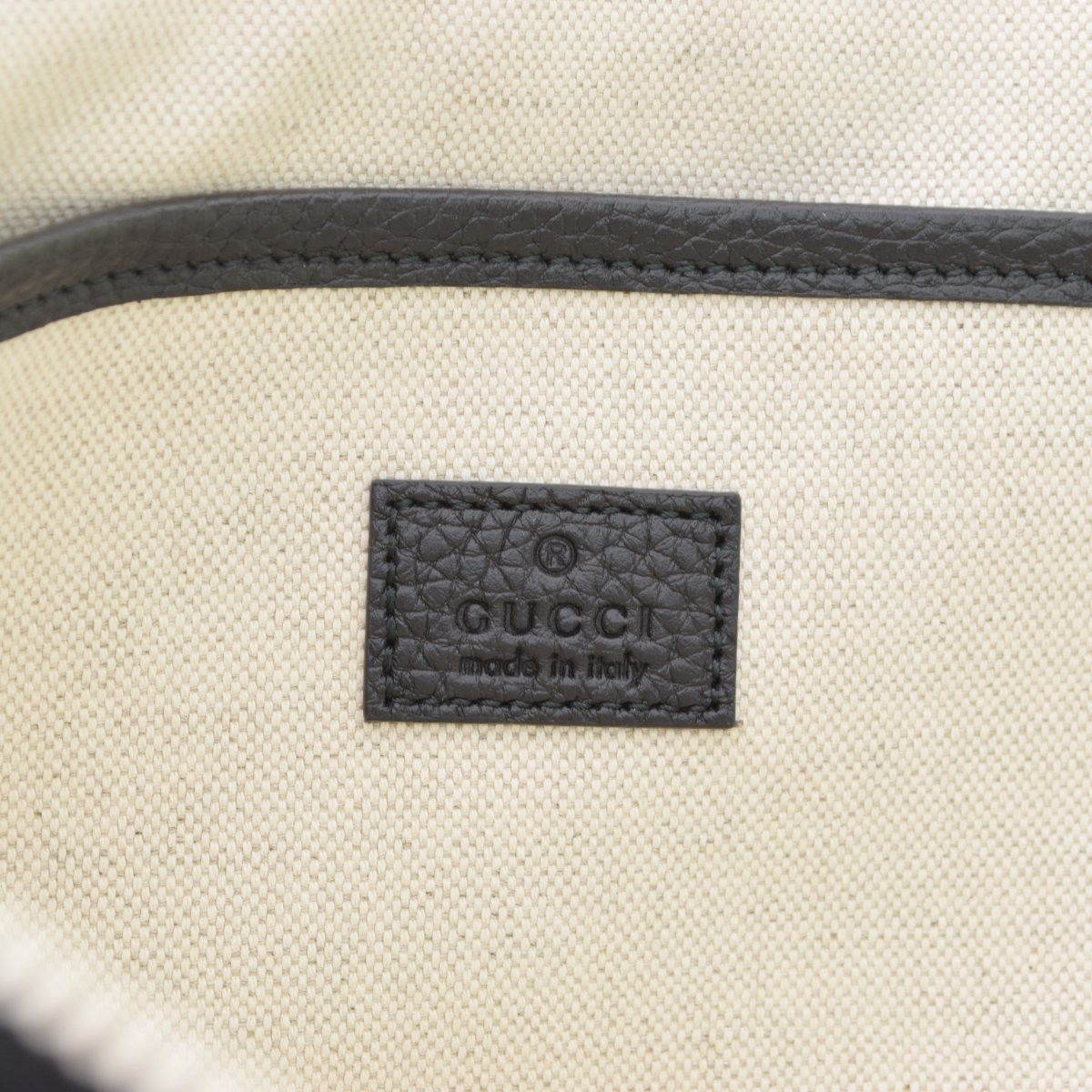 Gucci 792262 Jumbo GG Medium Travel Clutch Bag Leather Bag
