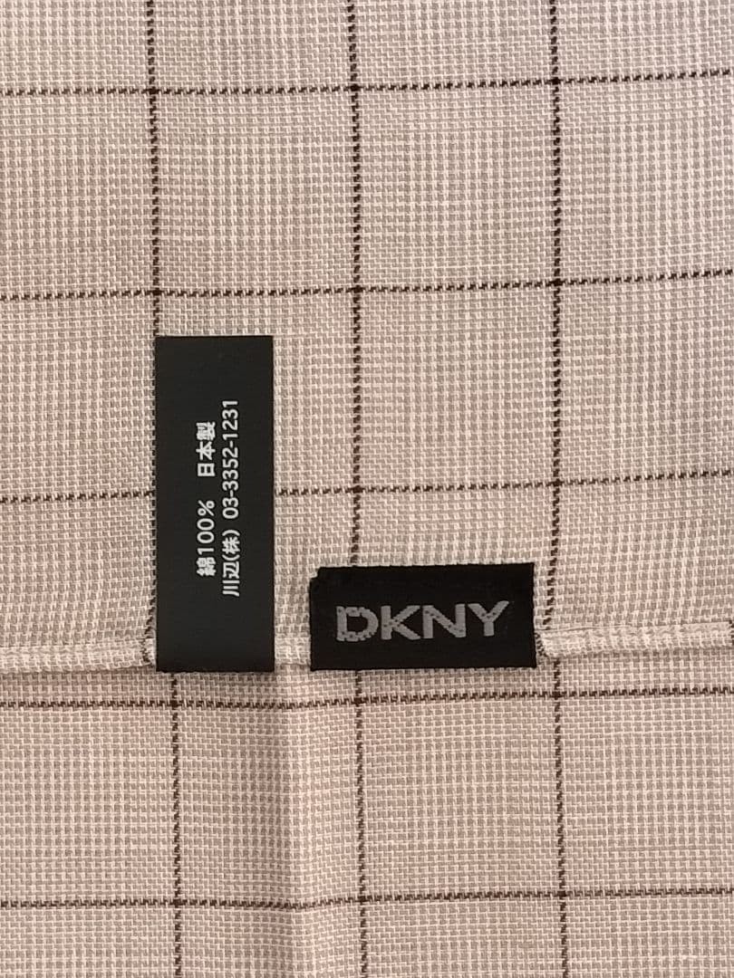 DKNY Men’s Handkerchief Beige Plaid 47.5cm Cotton Made in Japan
