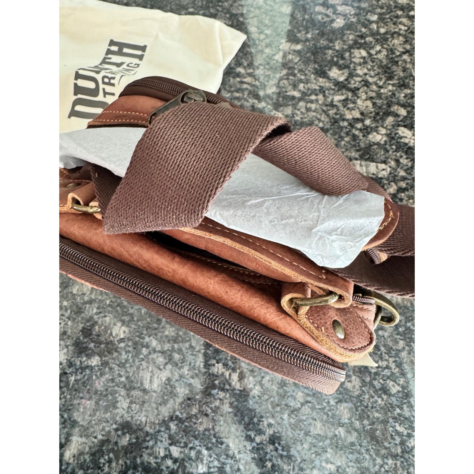 Duluth Trading Co Lifetime Leather Travel Bag Brown Crossbody Messenger 97310