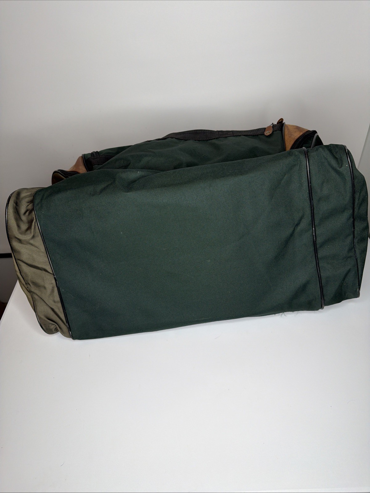 Rare Vintage Authentic Jeep Travel Equipment Duffle Bag (Circa. 1995) 90s