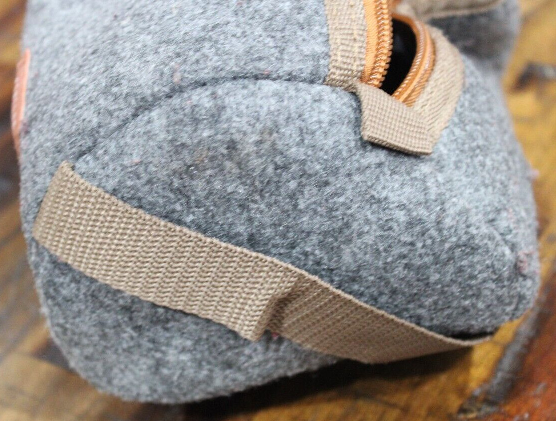 American CREW – shaving bag – Grey