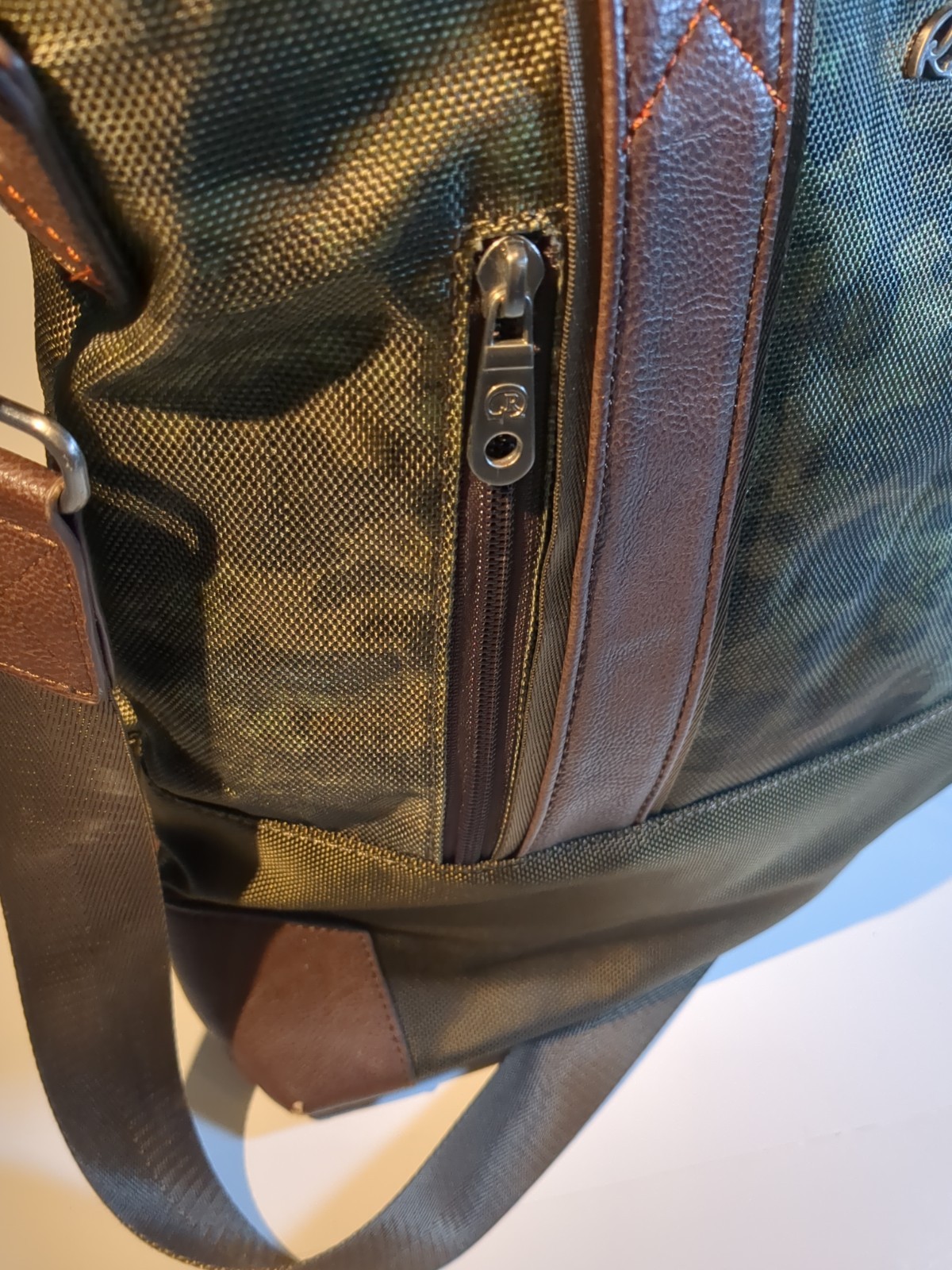 Robert Graham Camouflage Fielding Tote Double Straps/Crossbody Strap EUC