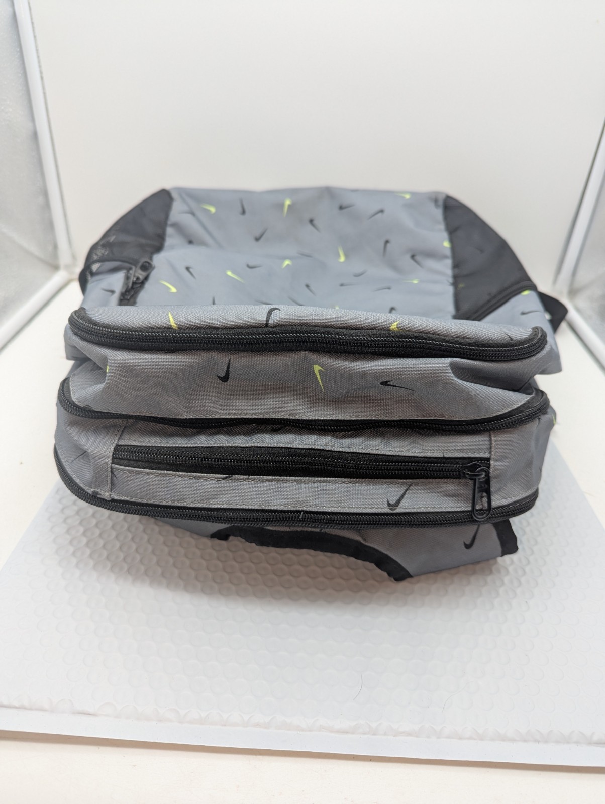 Nike Brasilia All Over Print Backpack Training Gym Gray/Black BA6039 Used