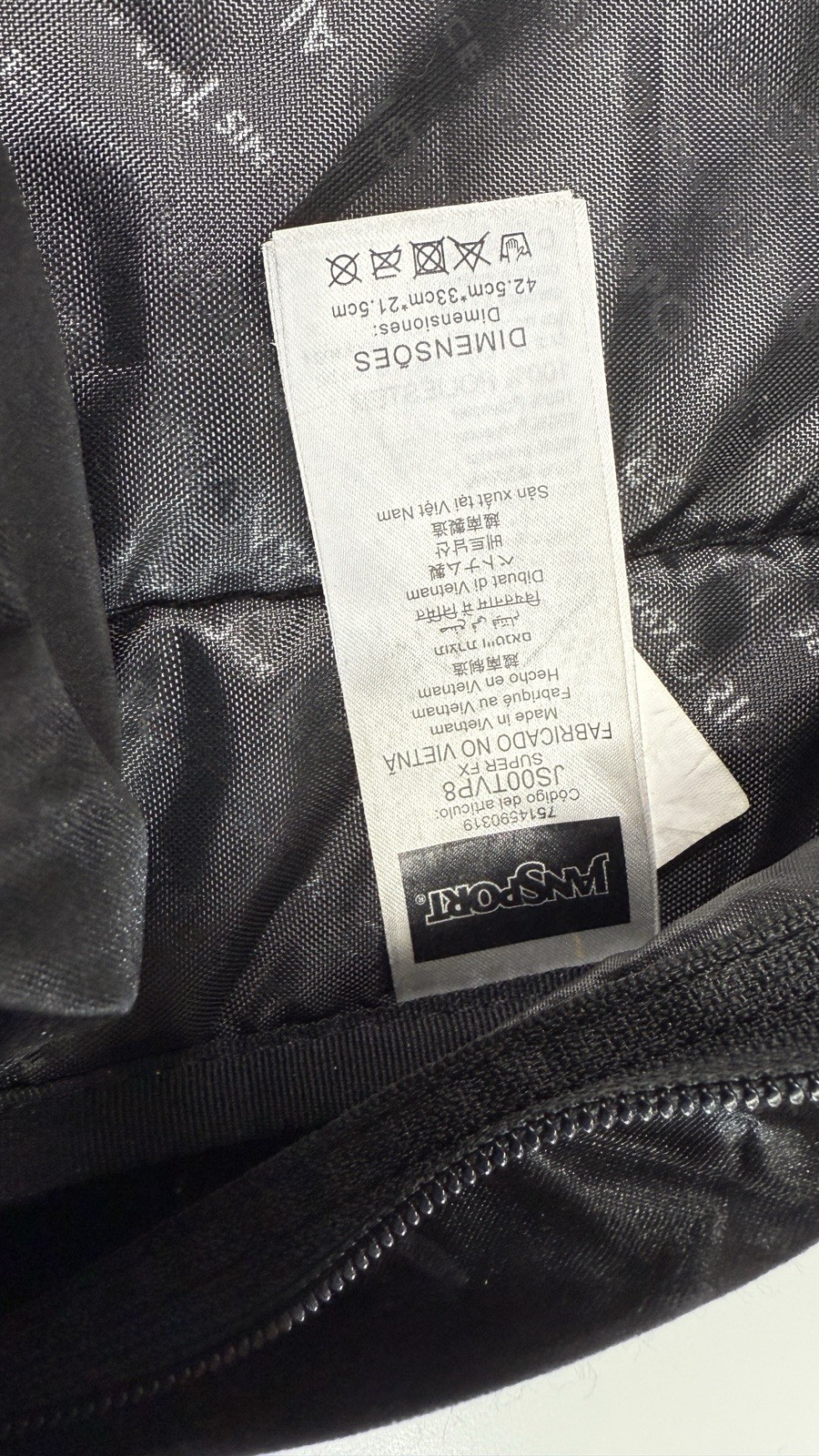 JANSPORT SuperFX 25L Backpack Diamond Quilting BLACK SATIN
