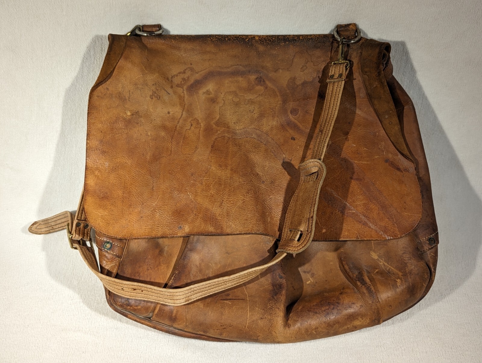 Vintage USPS Bucheimer 1965 U.S. Mail Postal Carrier Leather Messenger Bag