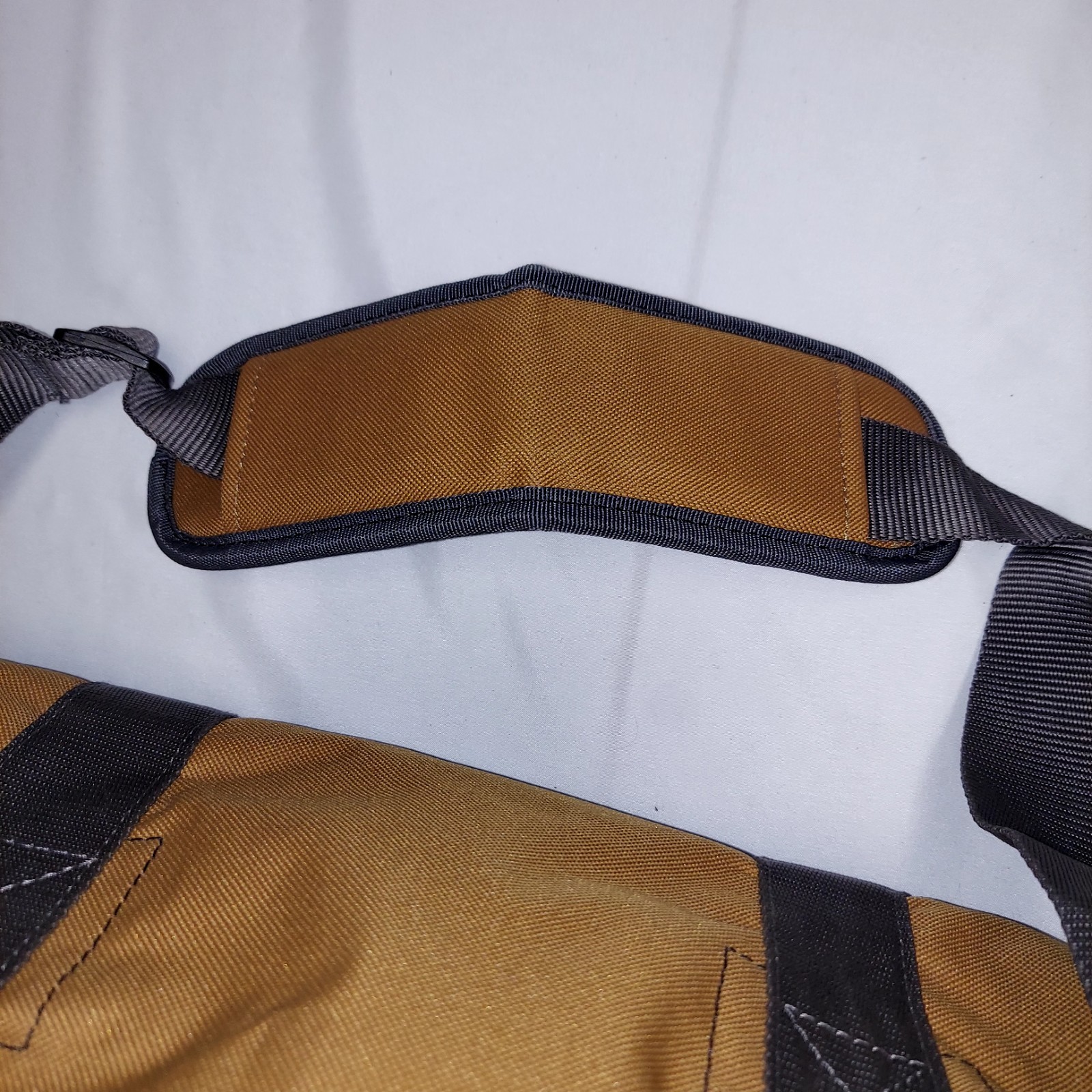 Dickies Brown Canvas Duffle Bag 20″ Great For Tools And Gym