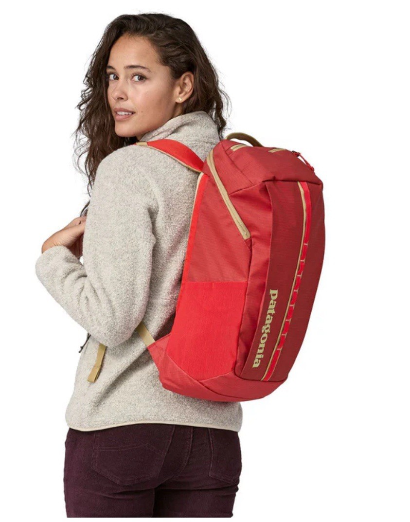 Patagonia Black Hole Touring Red Backpack 25L Tan Accents Unisex