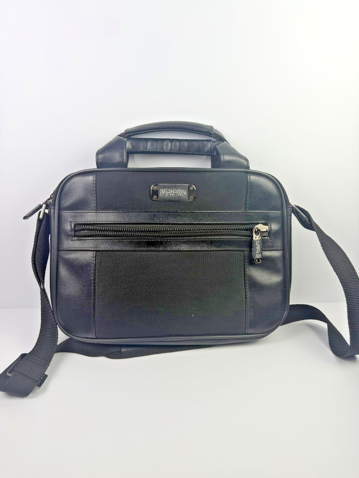 Kenneth Cole Reaction Laptop/Messenger Bag 11.5” x 8.5″ x 2.5” ~ Black
