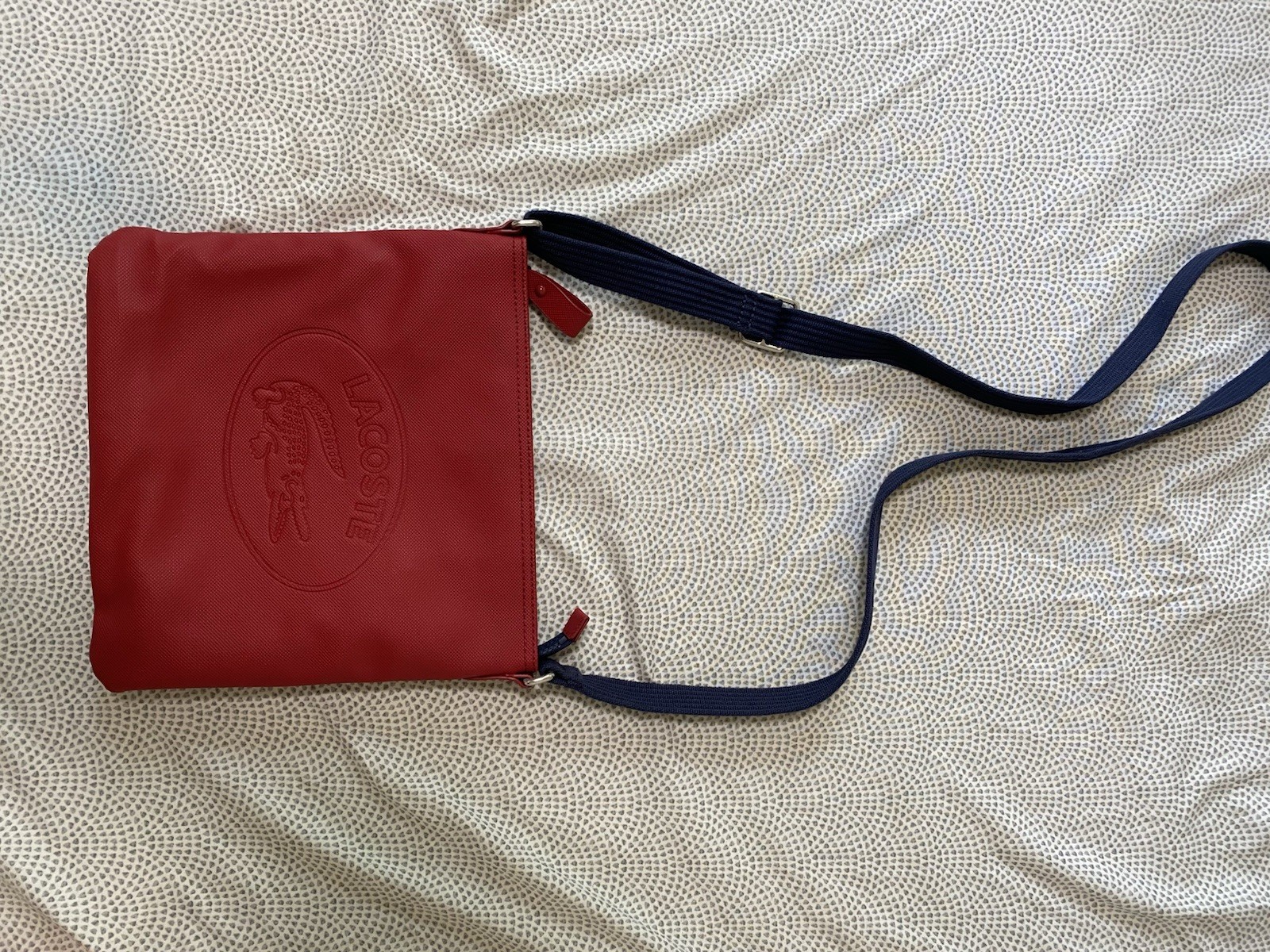 Lacoste Crossbody Messenger Bag Unisex. Sz L1in xW10 xH9.5” Great 2-way Bag
