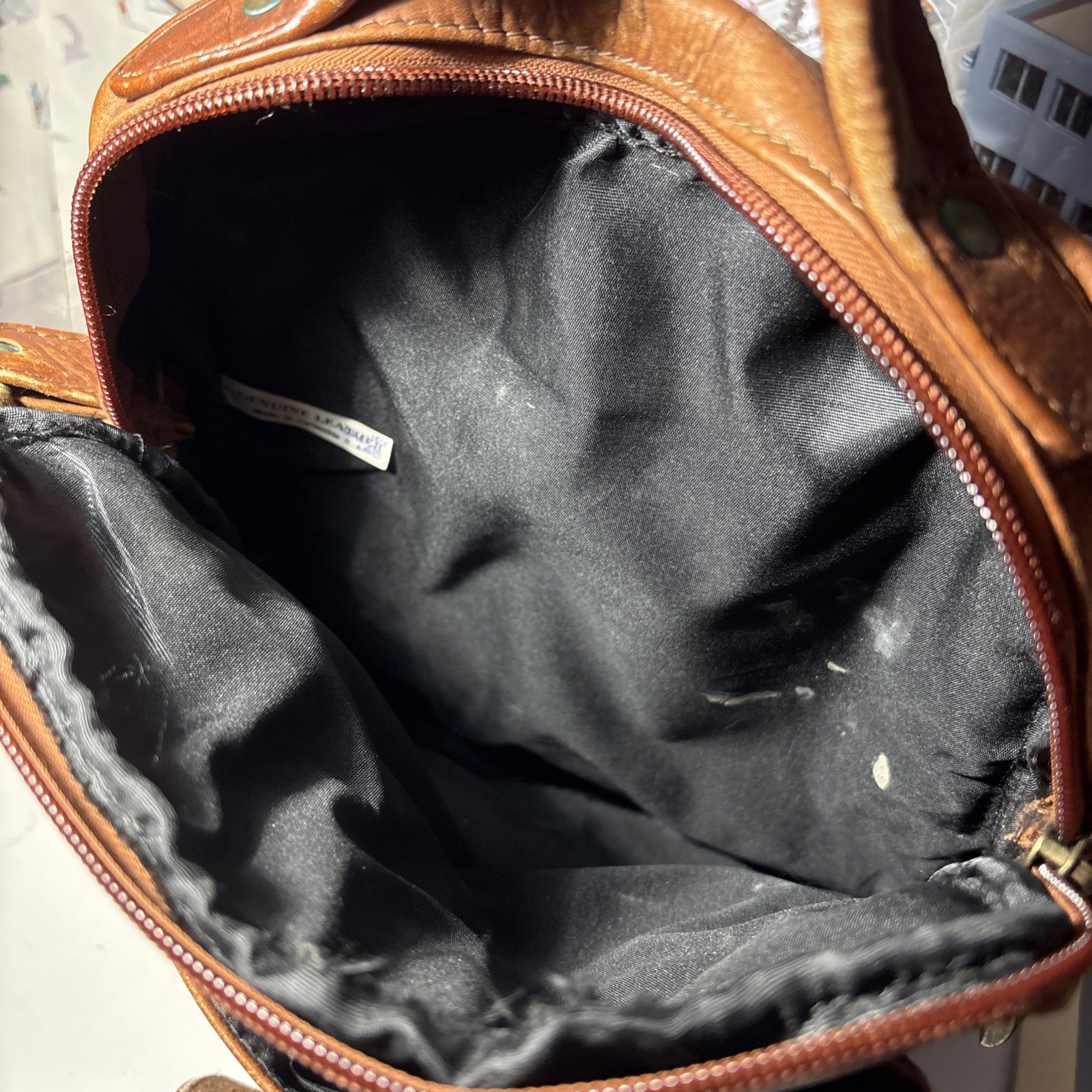 Vintage Wilsons Leather Crossbody Bag with adjustable strap and five pockets