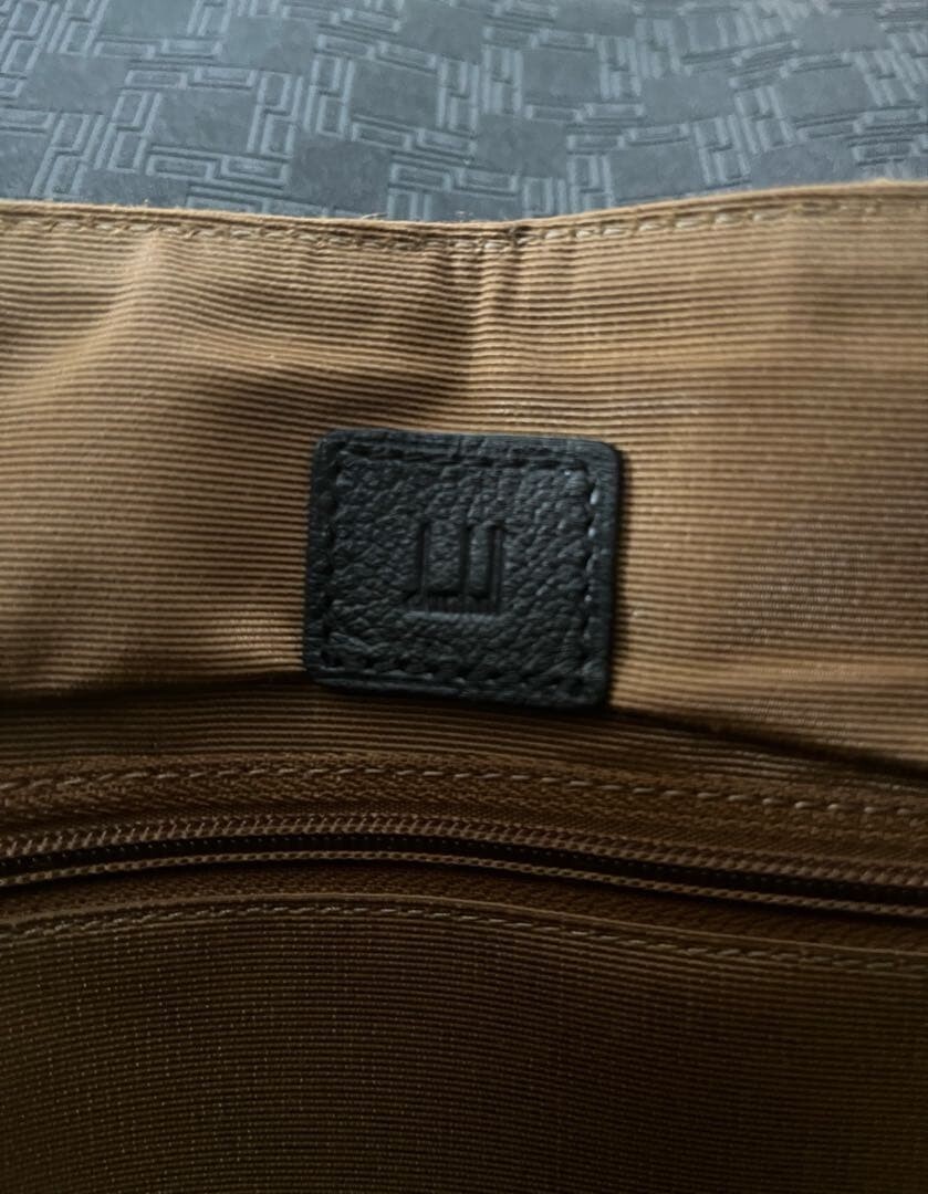 Dunhill D8 Black Shoulder Bag Men’s Slim Messenger Crossbody 33cm x 30cm