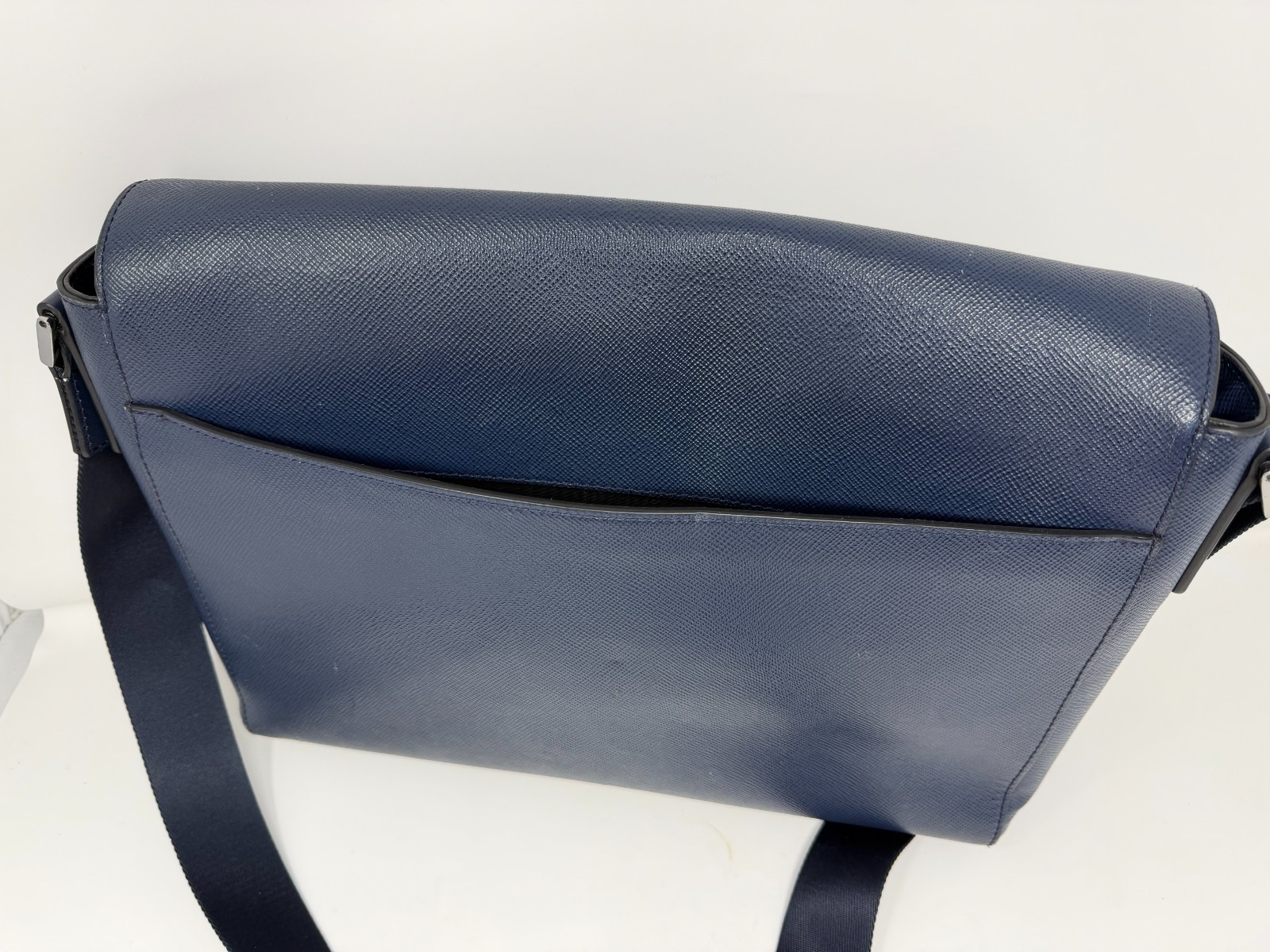 Michael Kors Cooper Dark Blue Pebbled Leather Messenger Bag