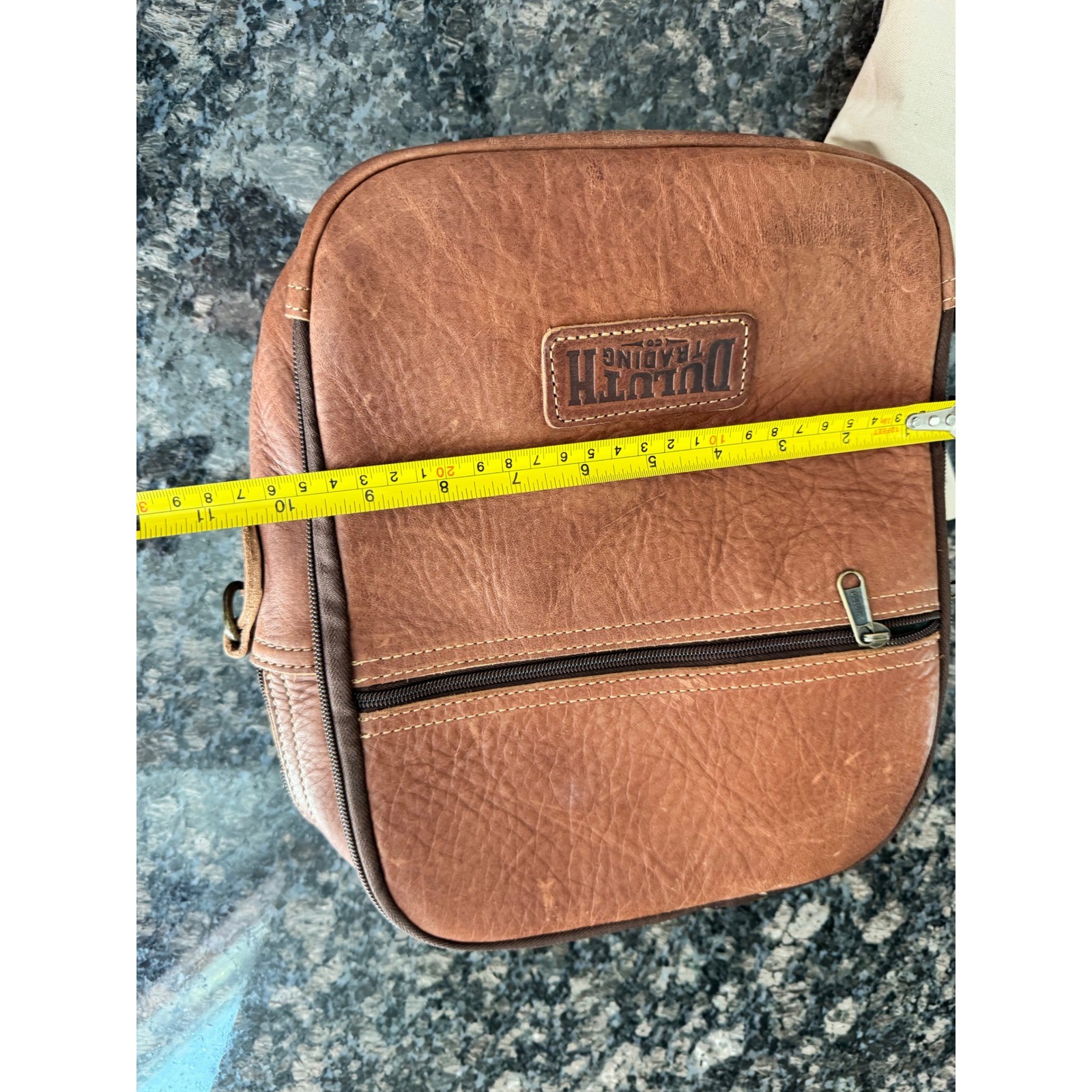 Duluth Trading Co Lifetime Leather Travel Bag Brown Crossbody Messenger 97310