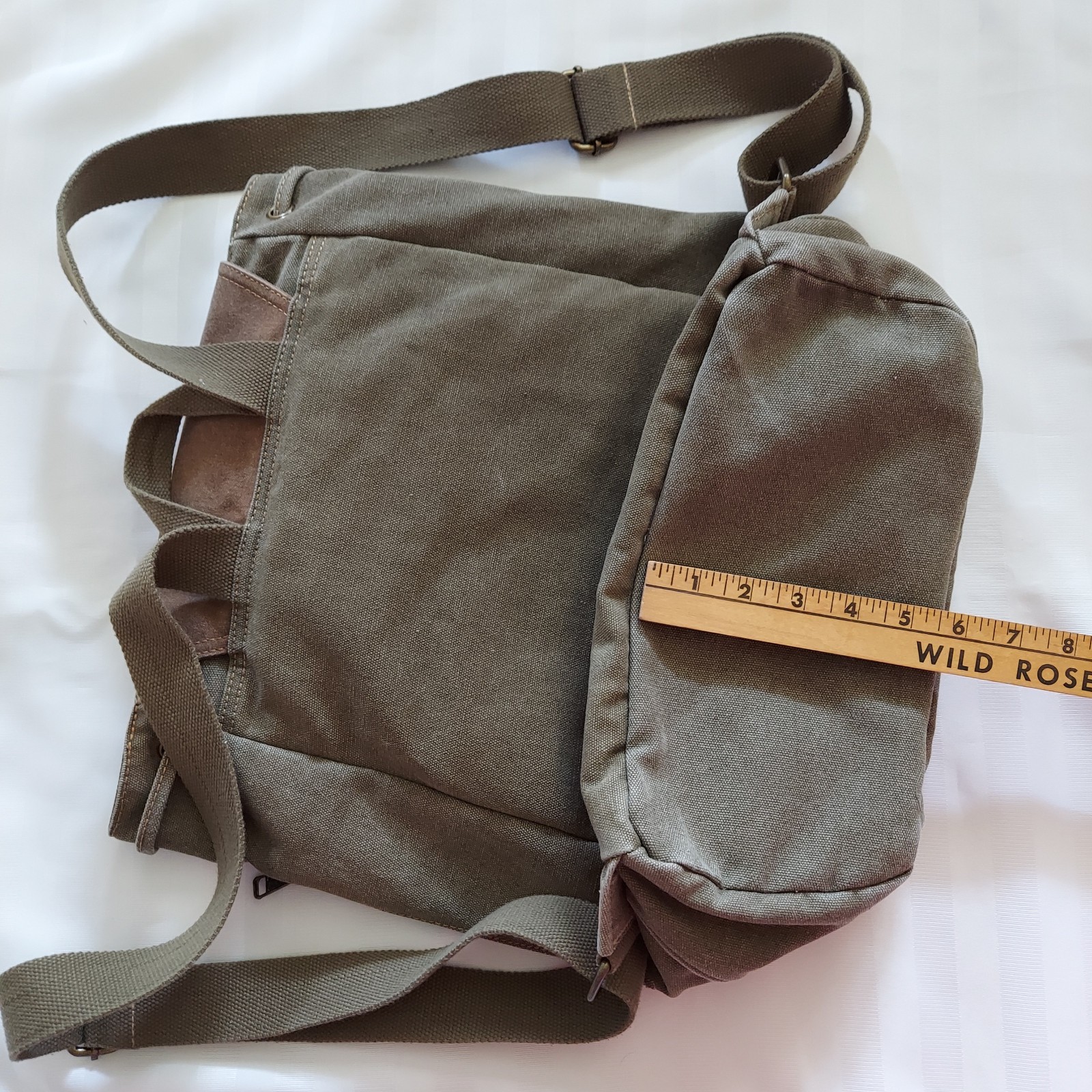 Cargoit Green & Brown Canvas Rucksack Backpack Drawstring with Clasp Closure