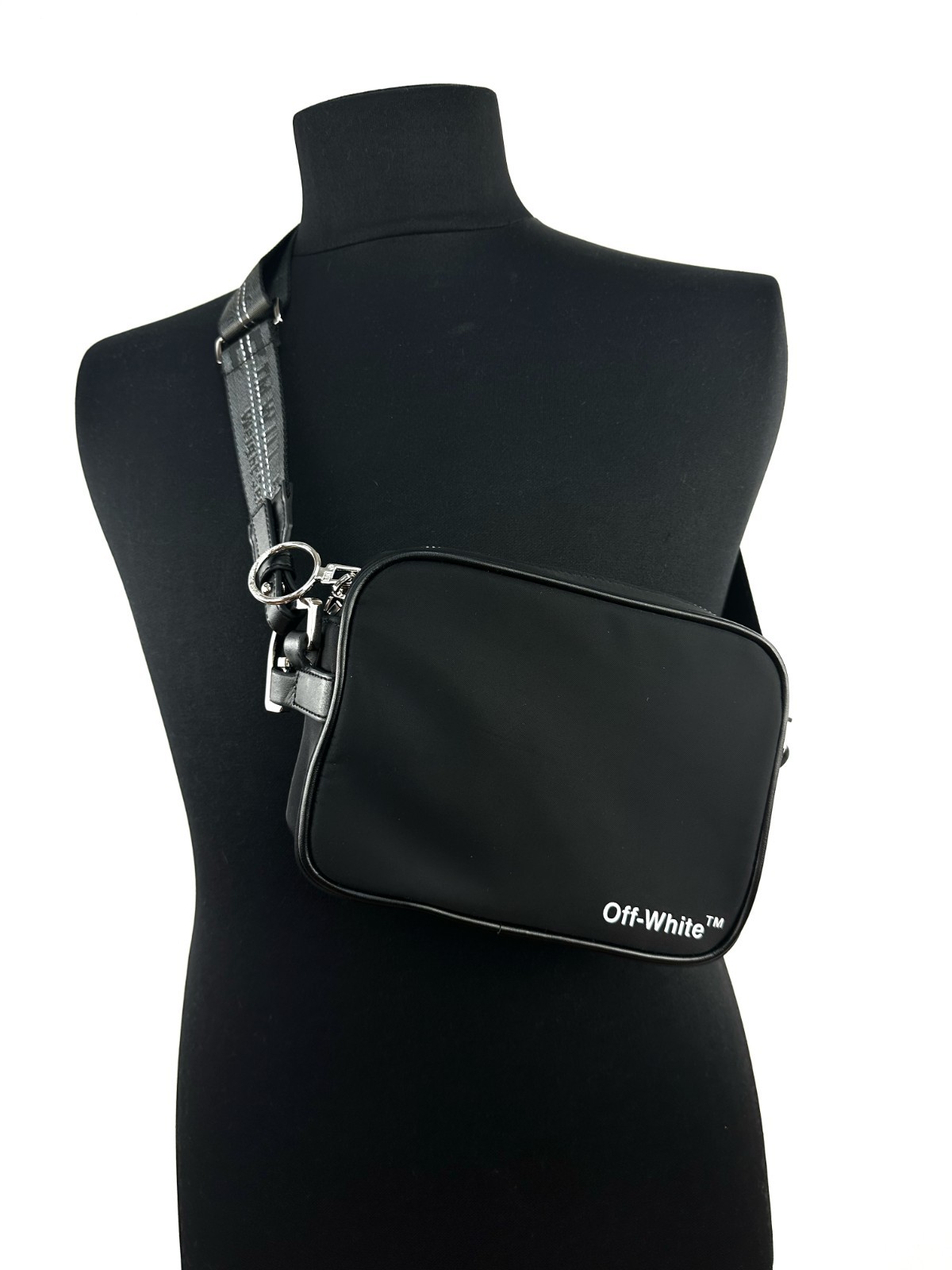 Off-White Virgil Abloh Nylon Webbing Messenger Crossbody Bag Black