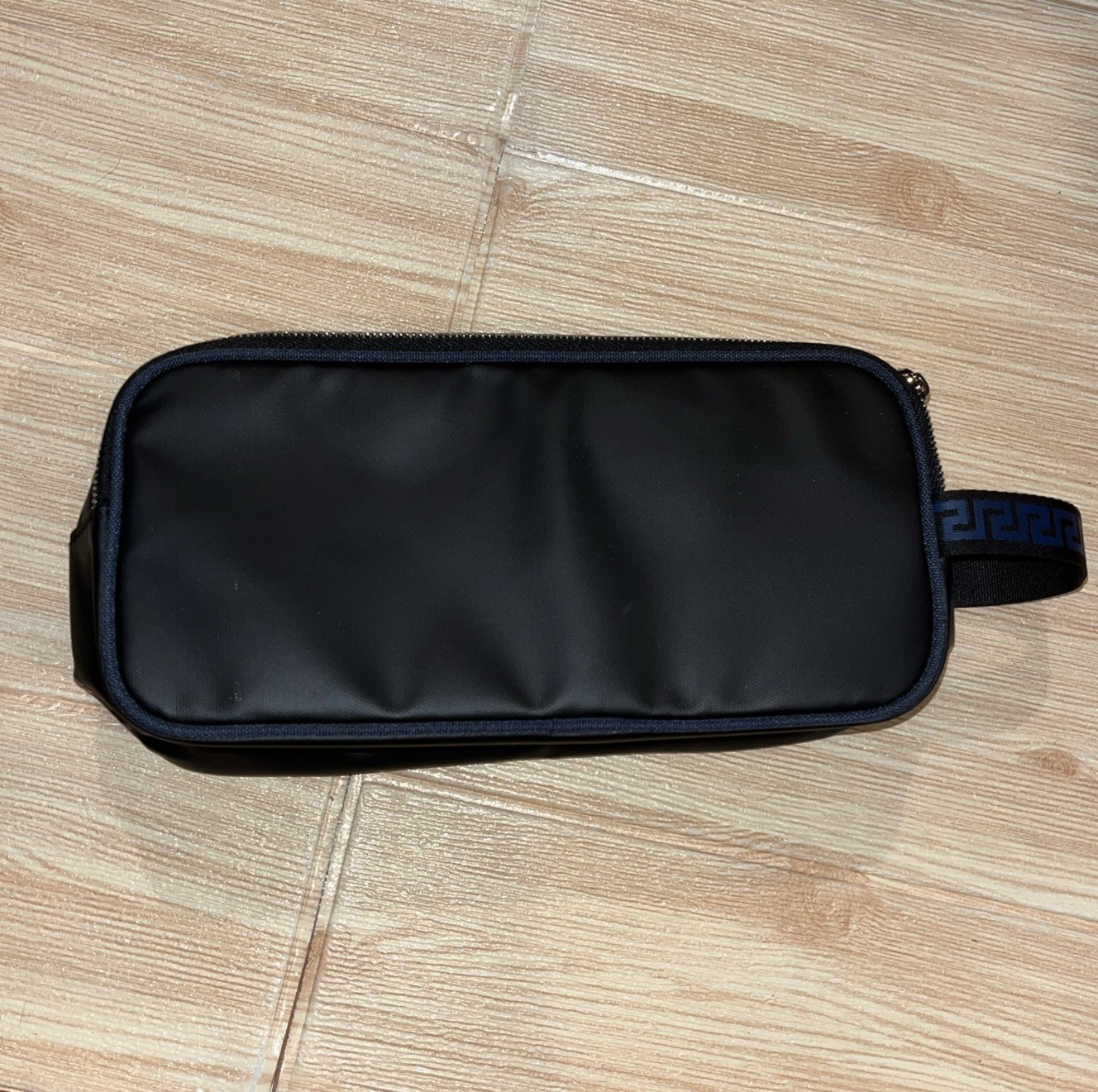 VERSACE PARFUMS BLACK DOUBLE ZIP TOILETRY CASE TRAVEL BAG POUCH 10″ X 5″ X 3